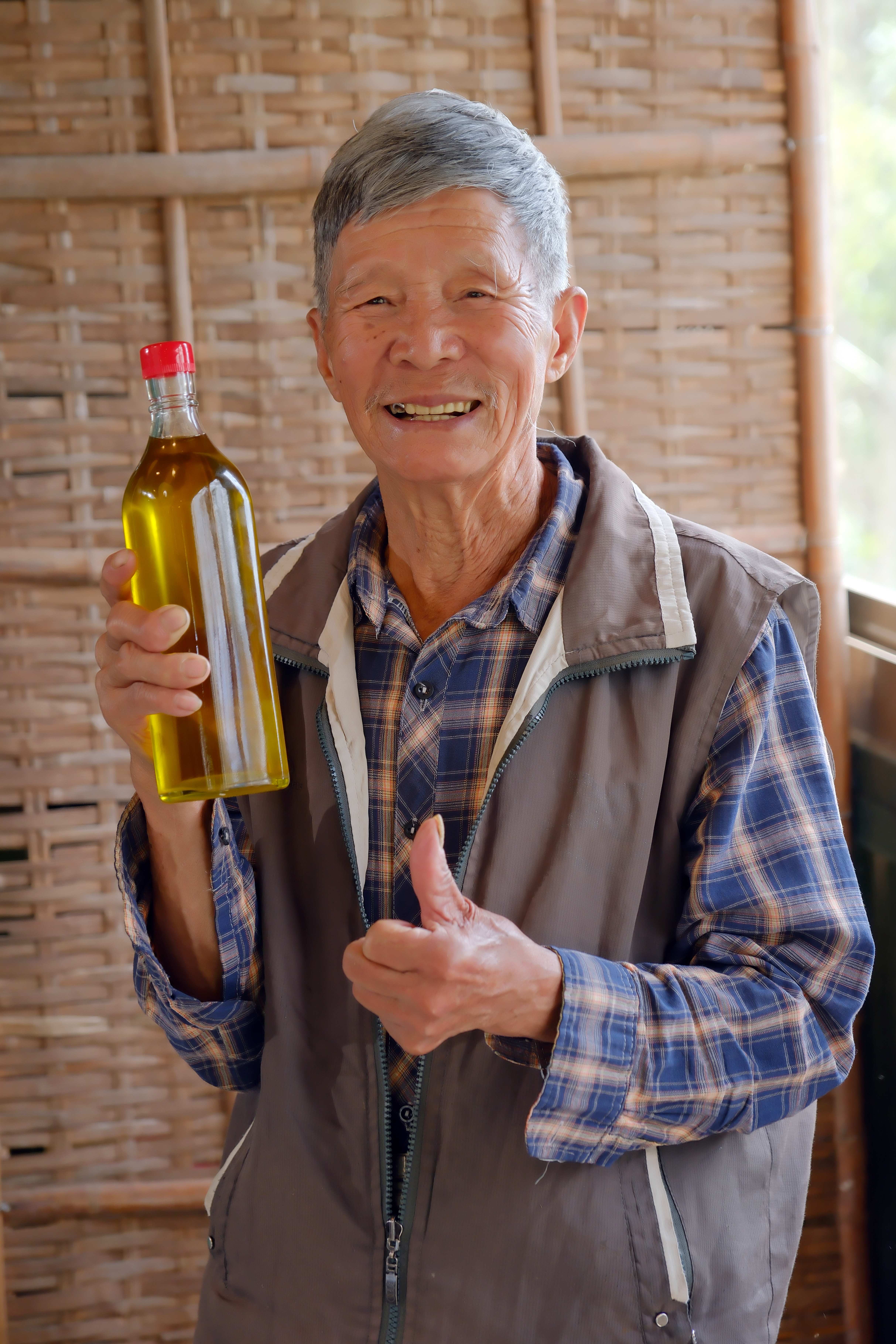 第一代主人陳良貴力推自家生產的農產品，品質掛保證。