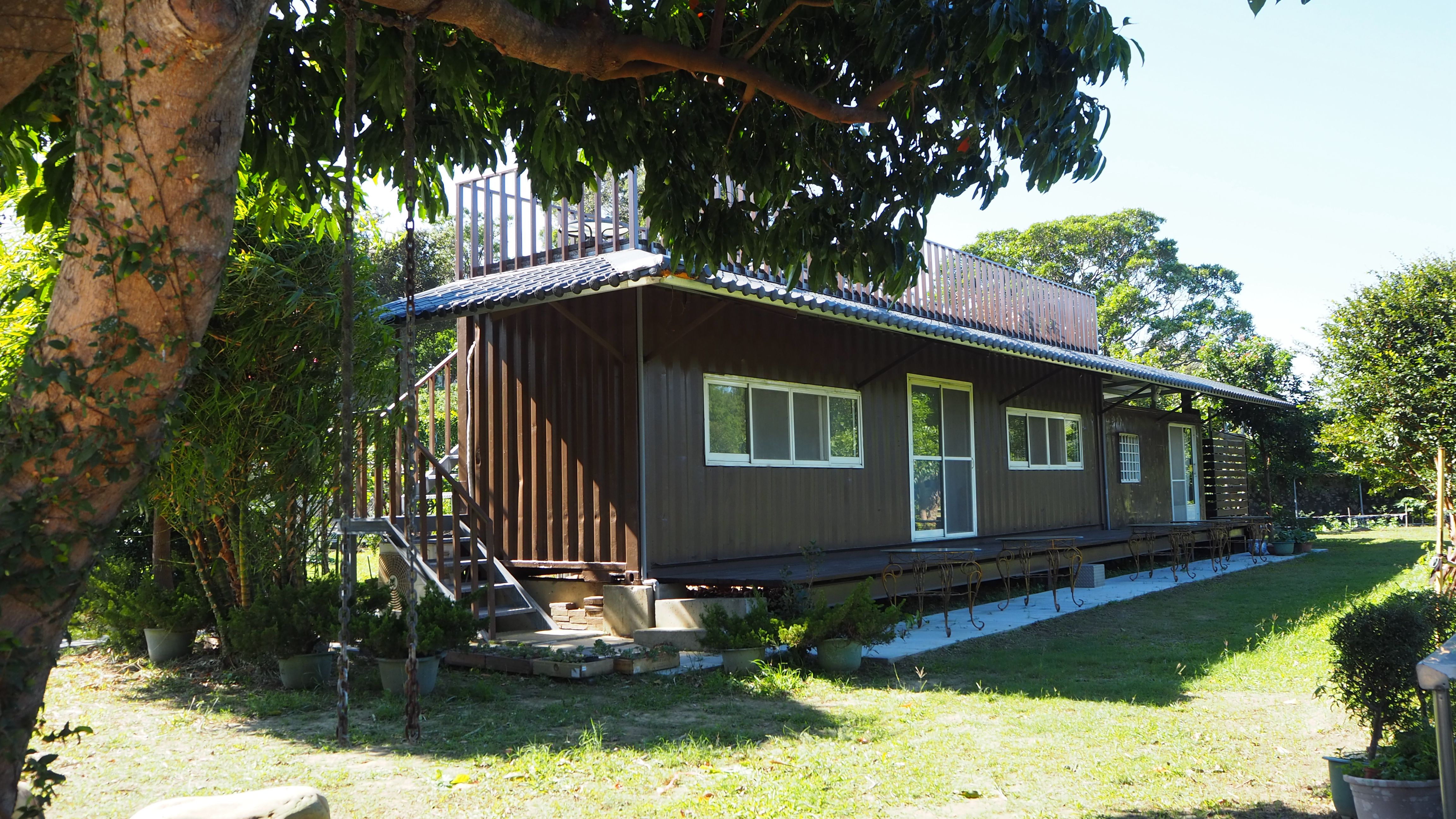 鼎春園四季變換不同香草植物，大小朋友最佳放鬆、放空去處。