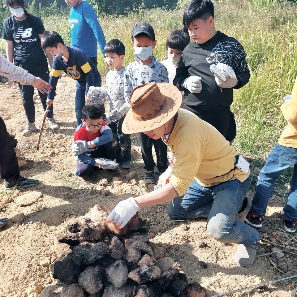 田野饗宴焢土窯深受歡迎。