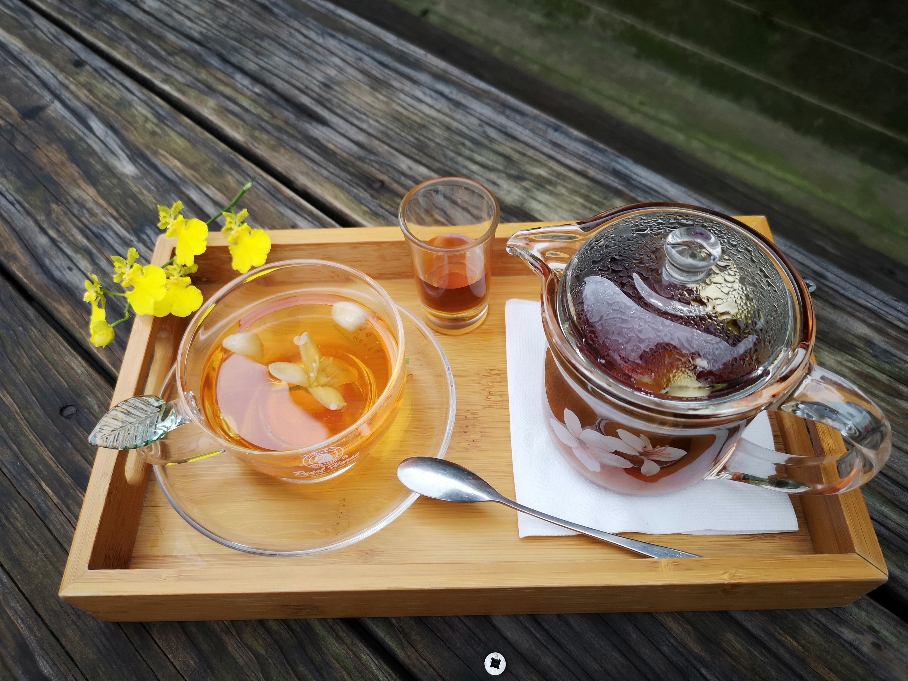 淡淡柚香的寶柚茶再加點蜂蜜，口感很讚。