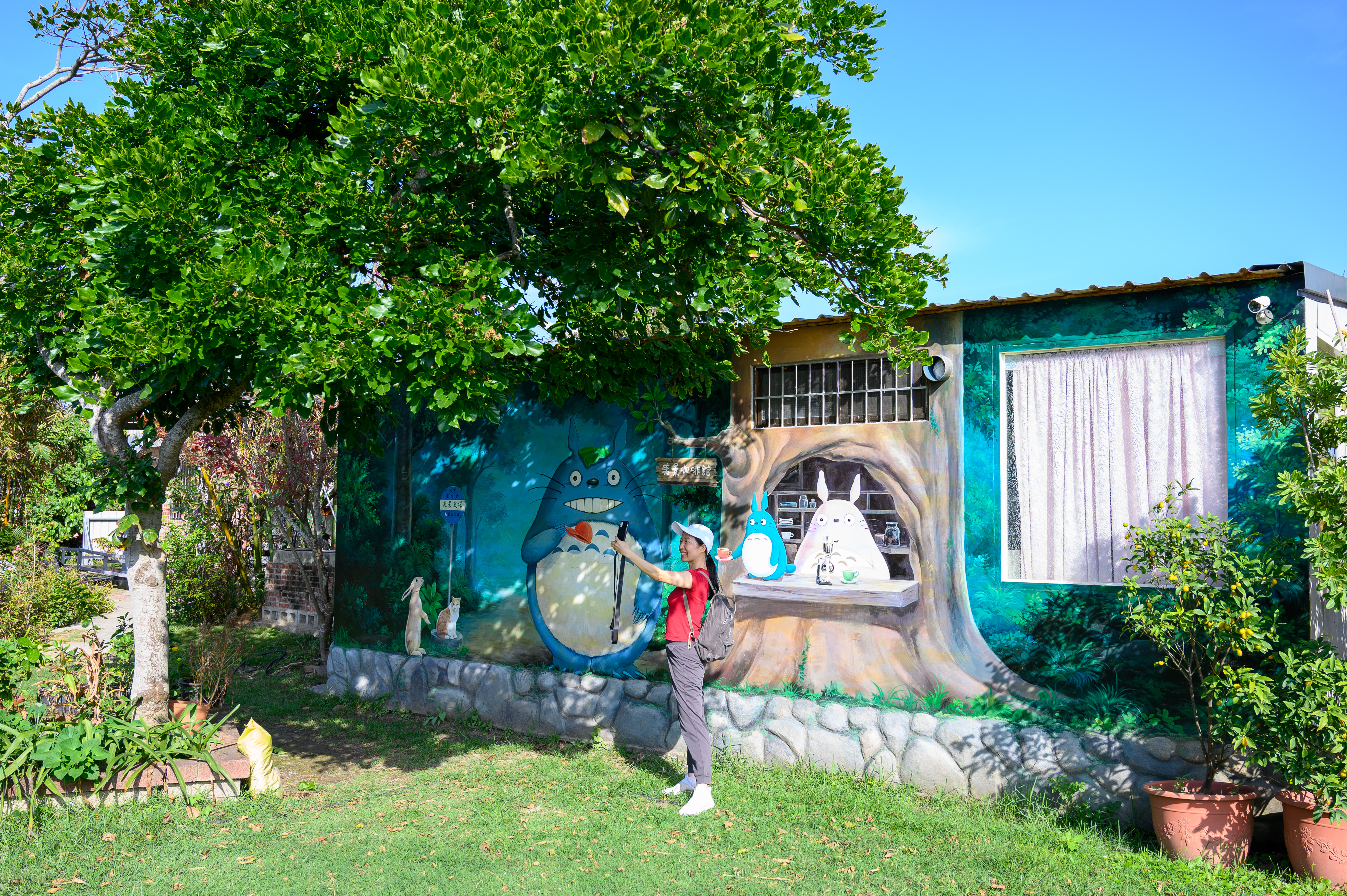 農場的彩繪，是遊客拍照打卡的聖地。
