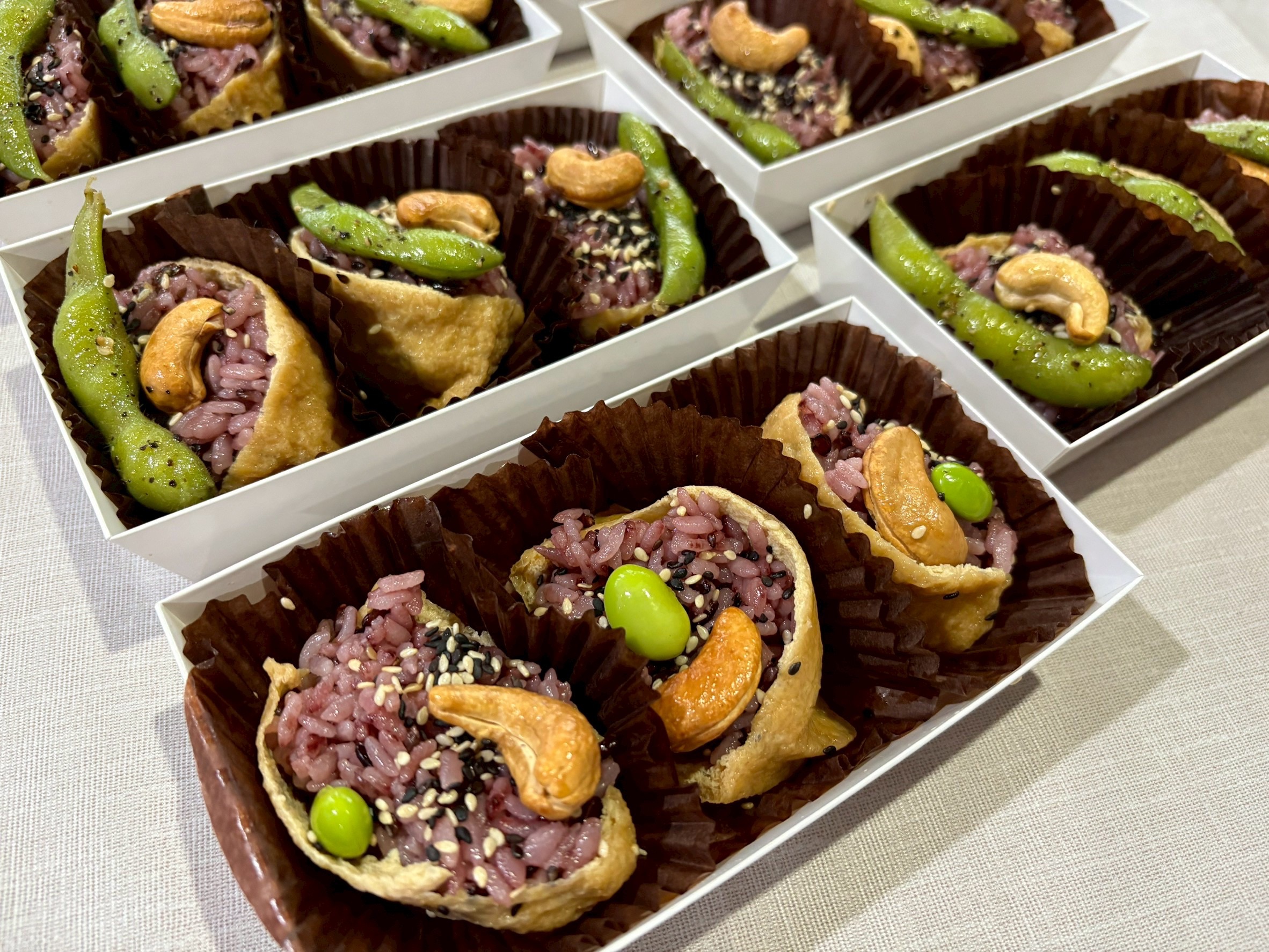 用祖傳世代的「居仁米」做成稻荷壽司DIY