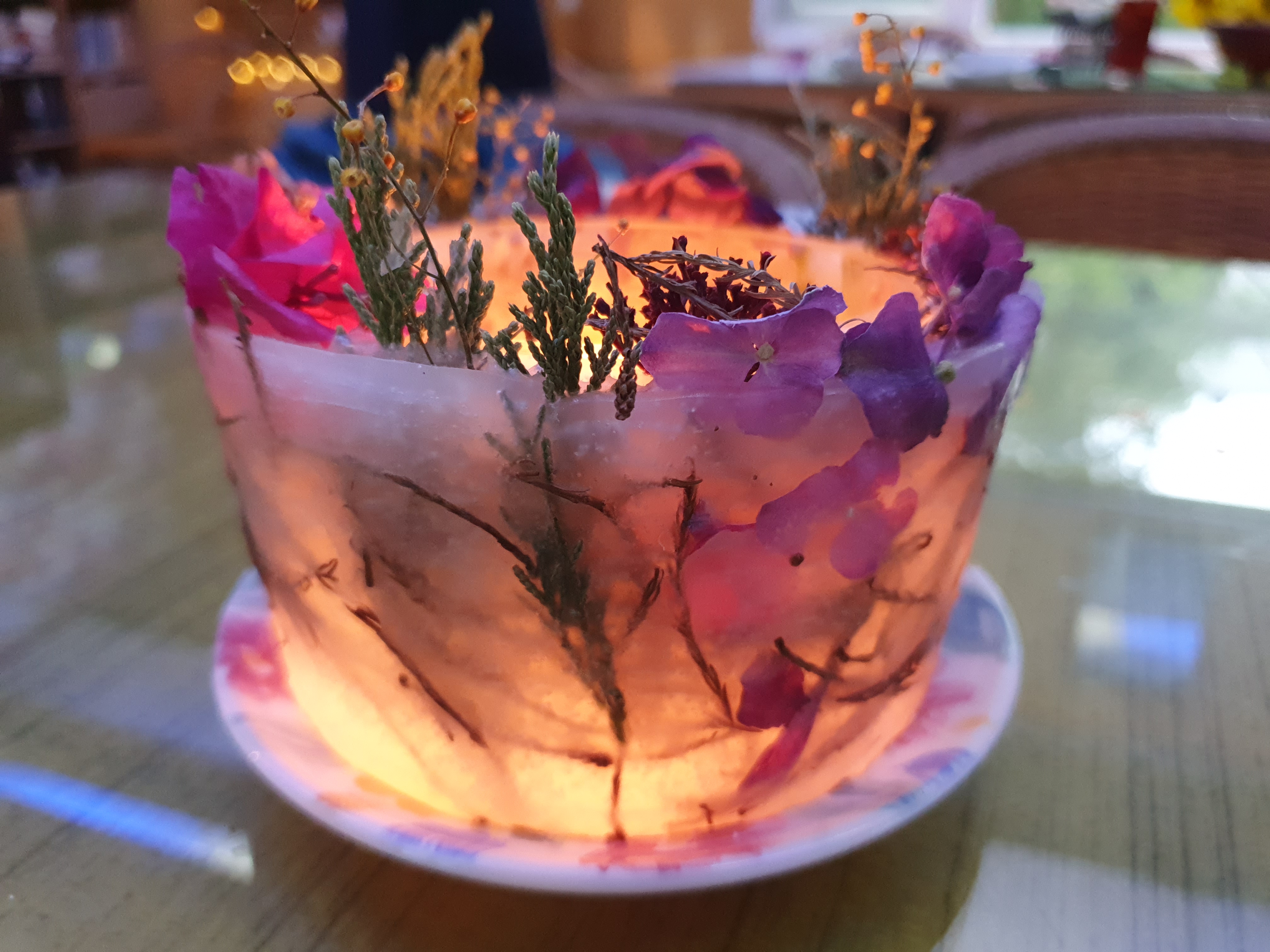 乾燥花香氛蠟燭DIY體驗從採花開始。