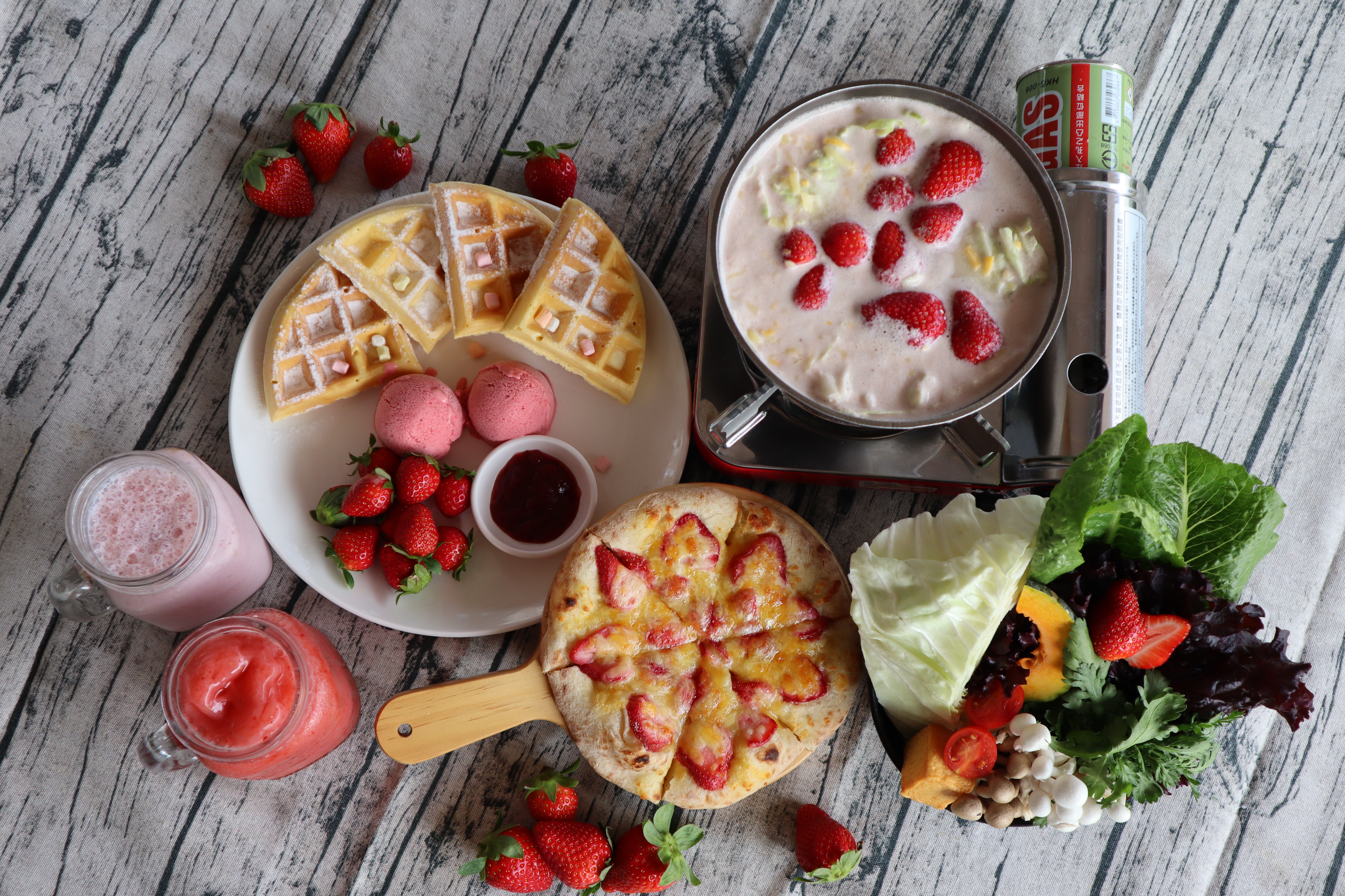 浪漫草莓甜點是農場招牌必點。