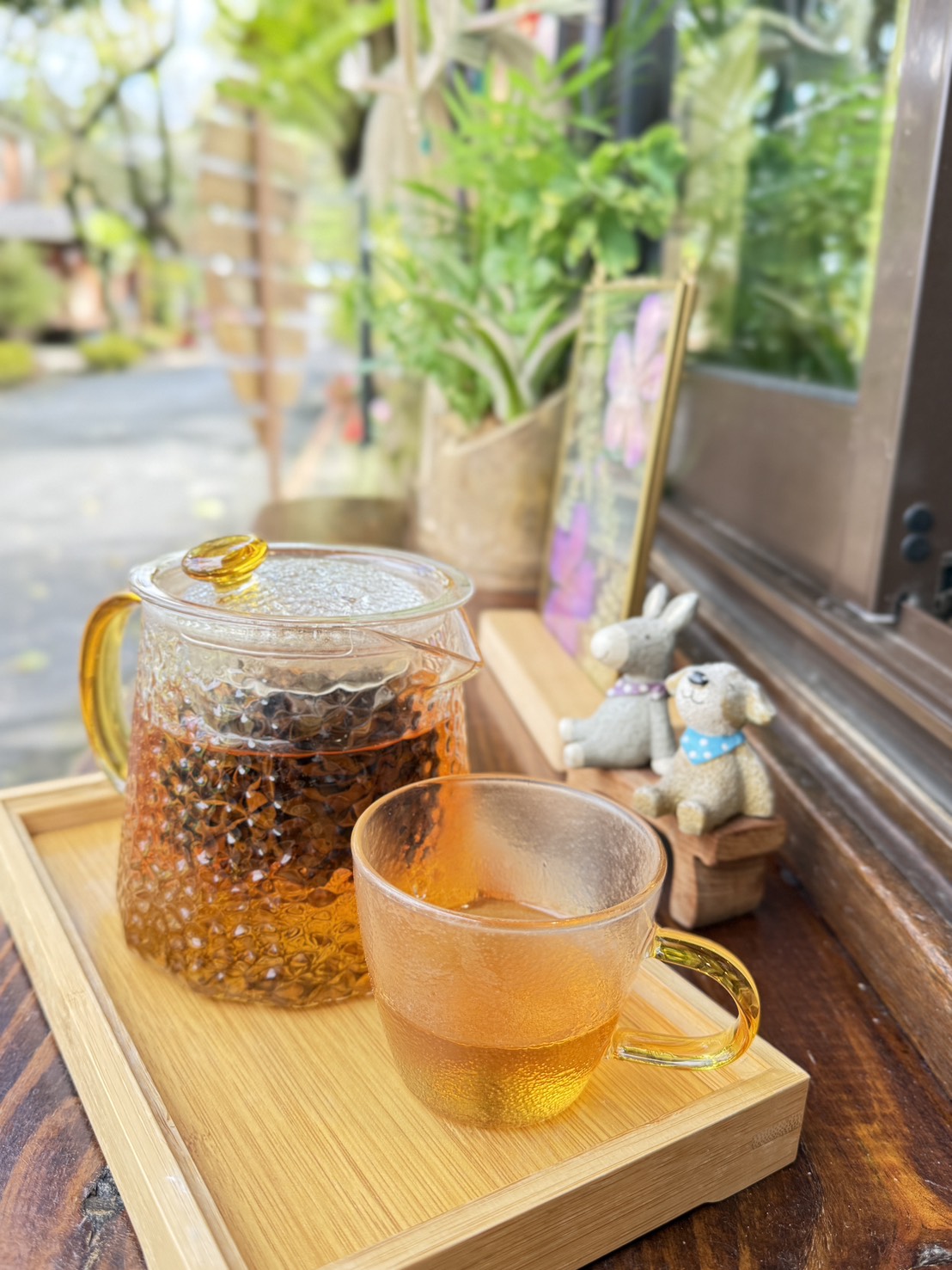 遊客可租借茶具在農場品茗。