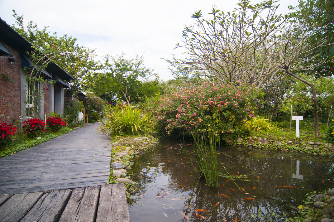 場主為花藝冠軍，對花園造景也很講究