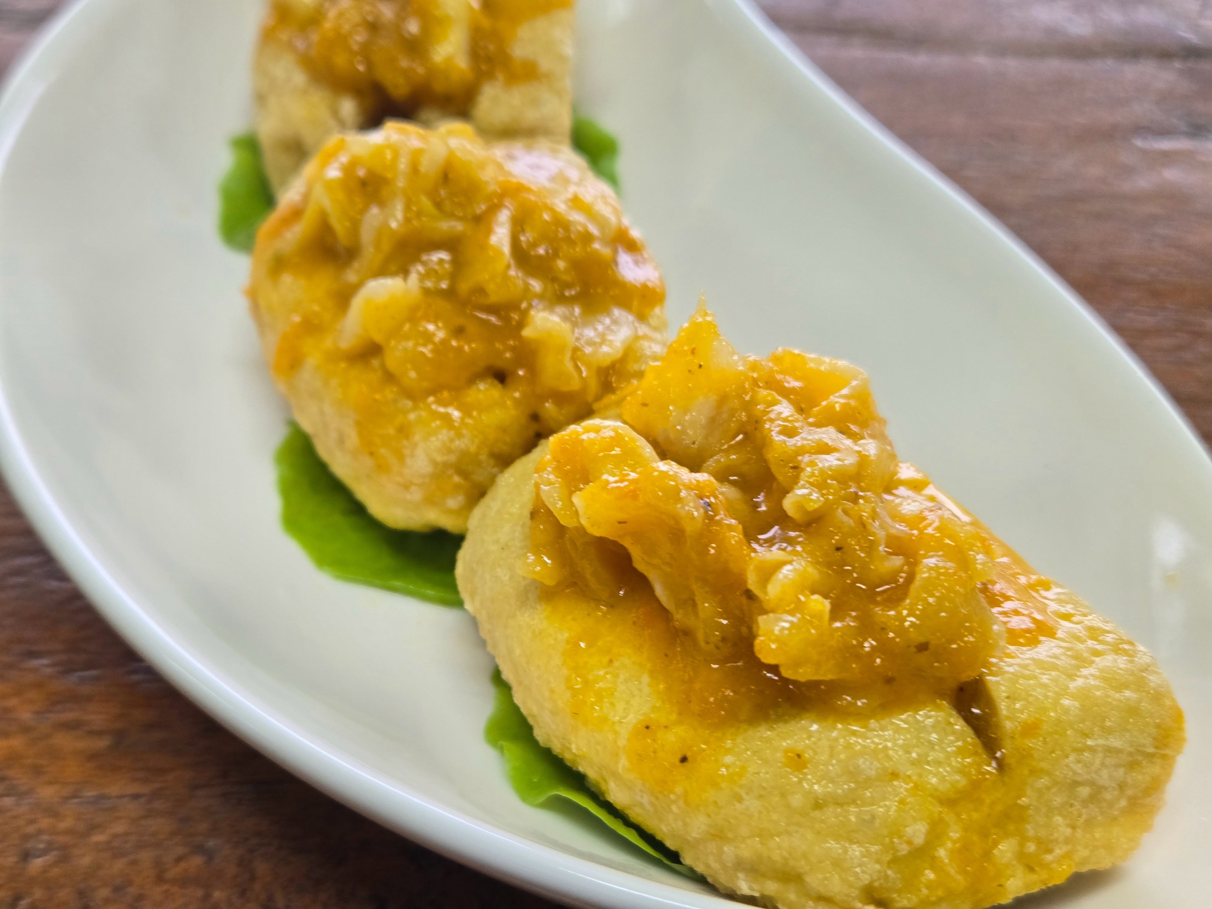 爽口的莓金泡菜臭豆腐，讓人吃了還想再吃。